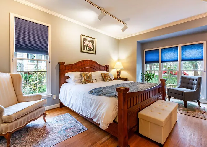 Holiday home Cozy With Bbq Near Arts & Dining Hotspots Winston-Salem